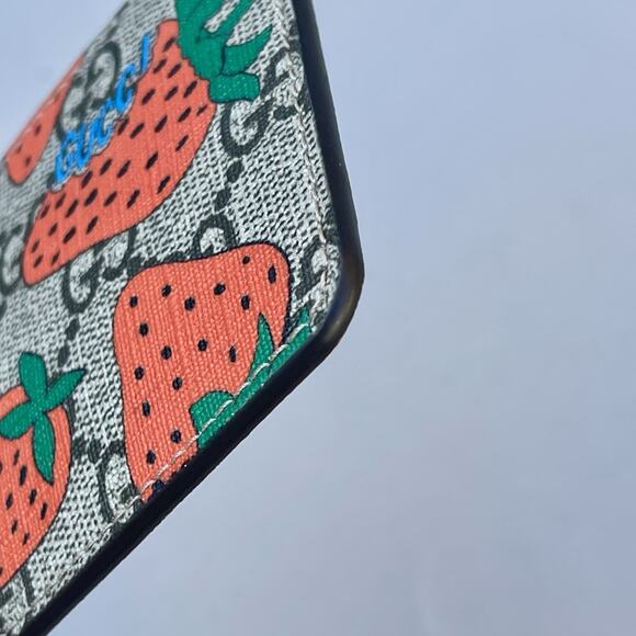 Gucci Gg Supreme Strawberry Key Cles Card Holder Coated Canvas Card Wallet - Picture 6 of 14